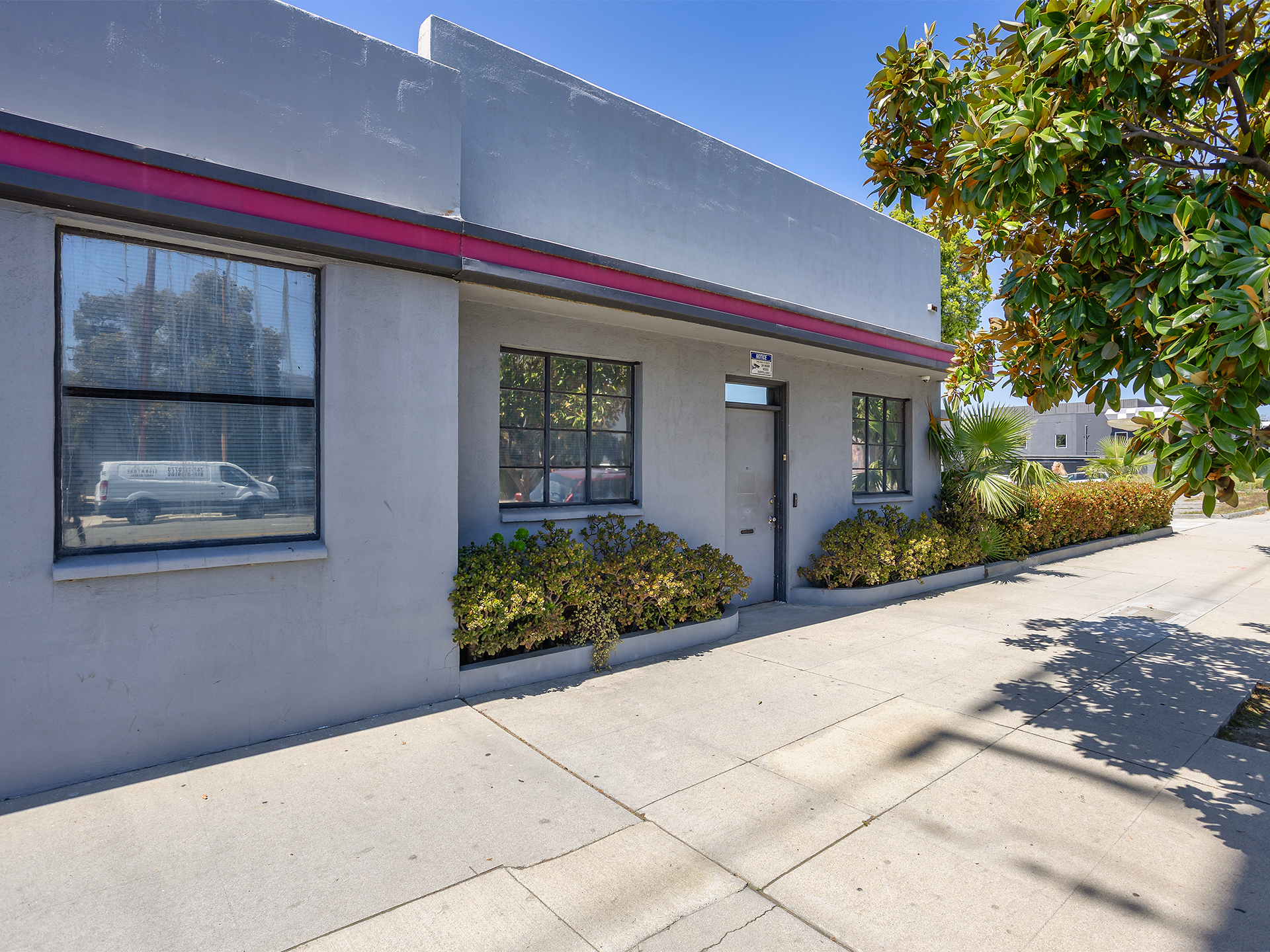 1812 Victory Blvd, Glendale, CA for Sale