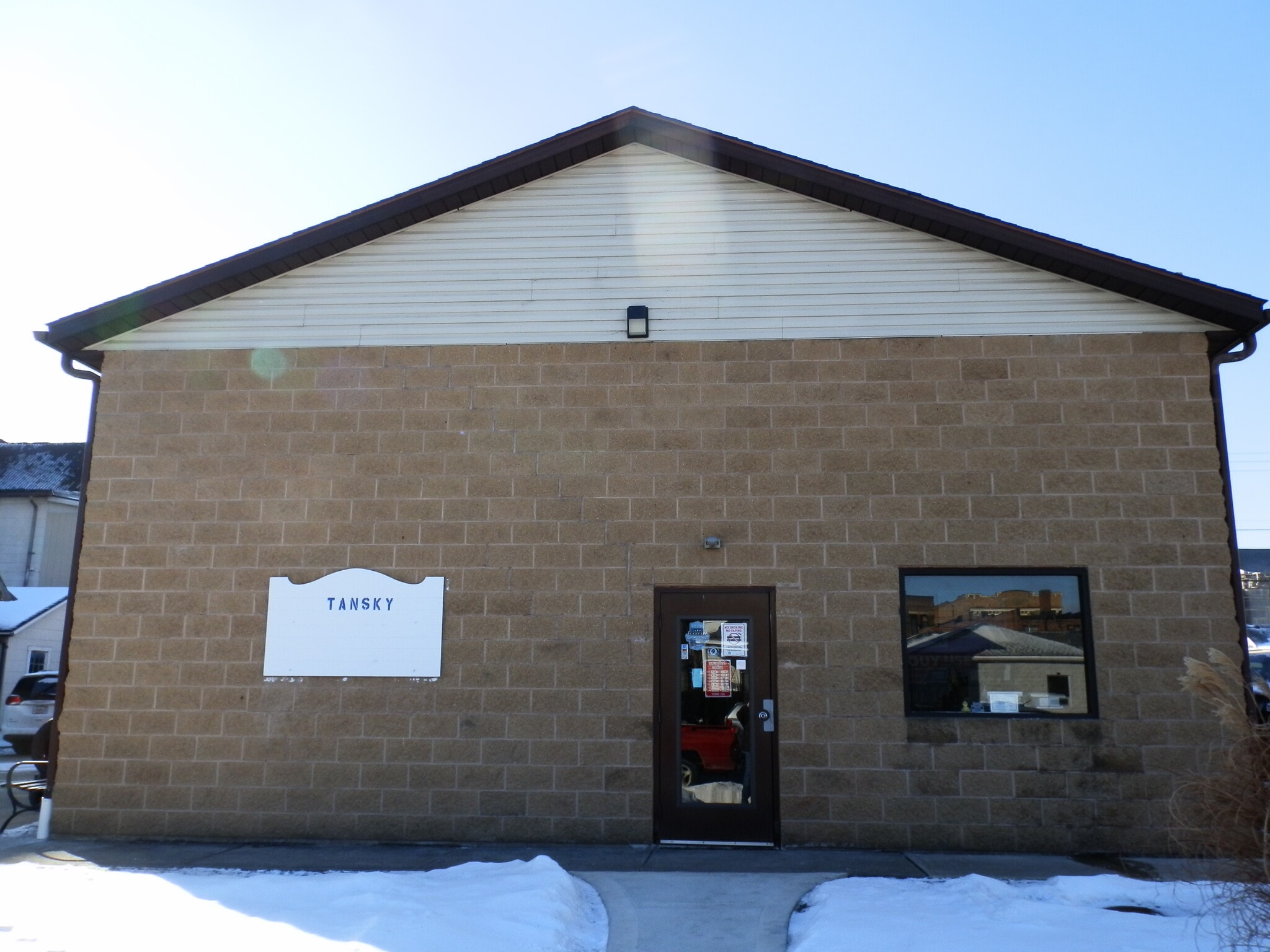 71 E 2nd St, Logan, OH for Sale