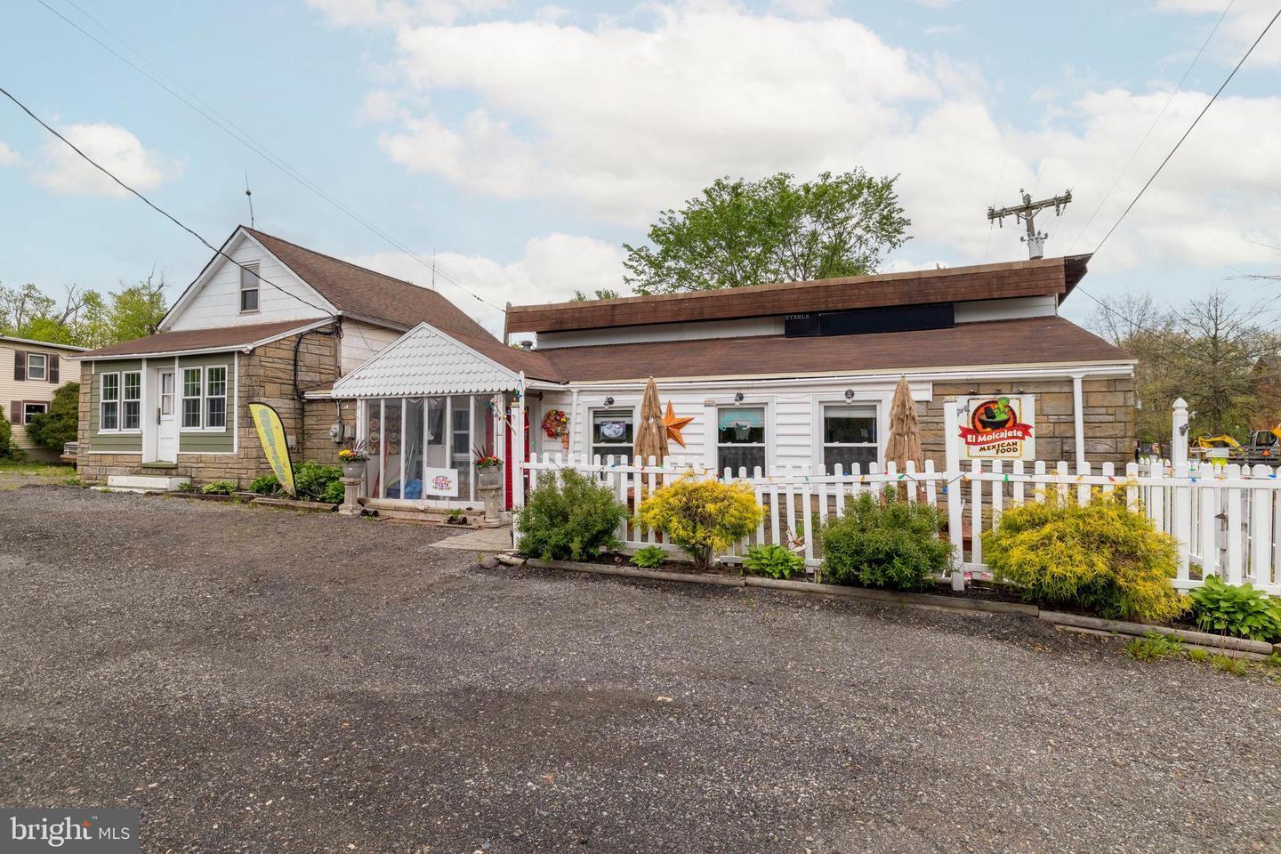 271 Old Croton Rd, Flemington, NJ for Sale