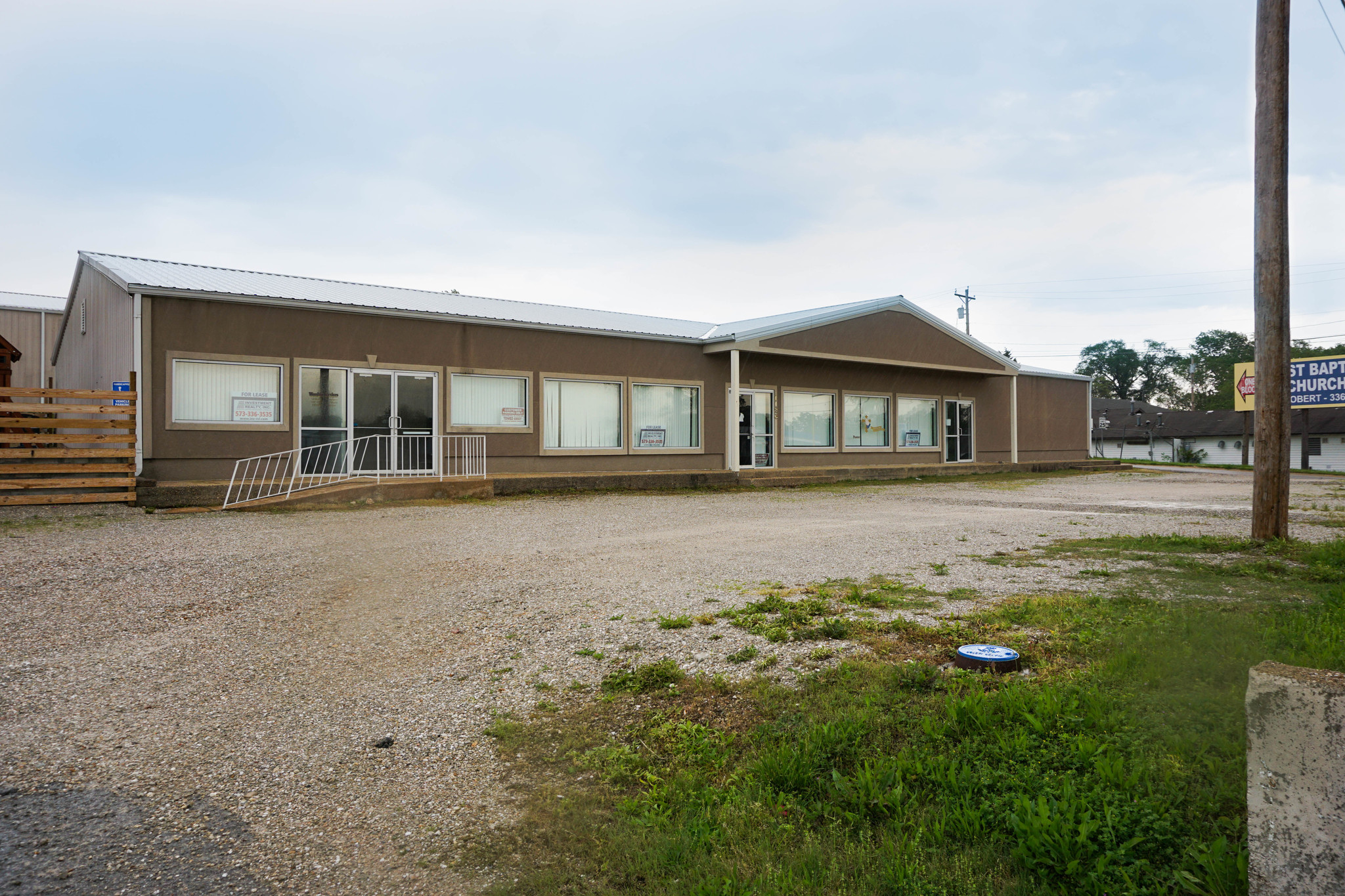 1126 Old Route 66, Saint Robert, MO for Sale