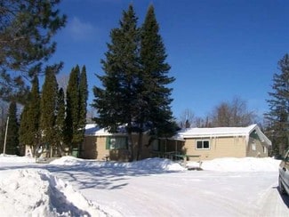Crystal Falls, MI Retail - 1640 W US-2