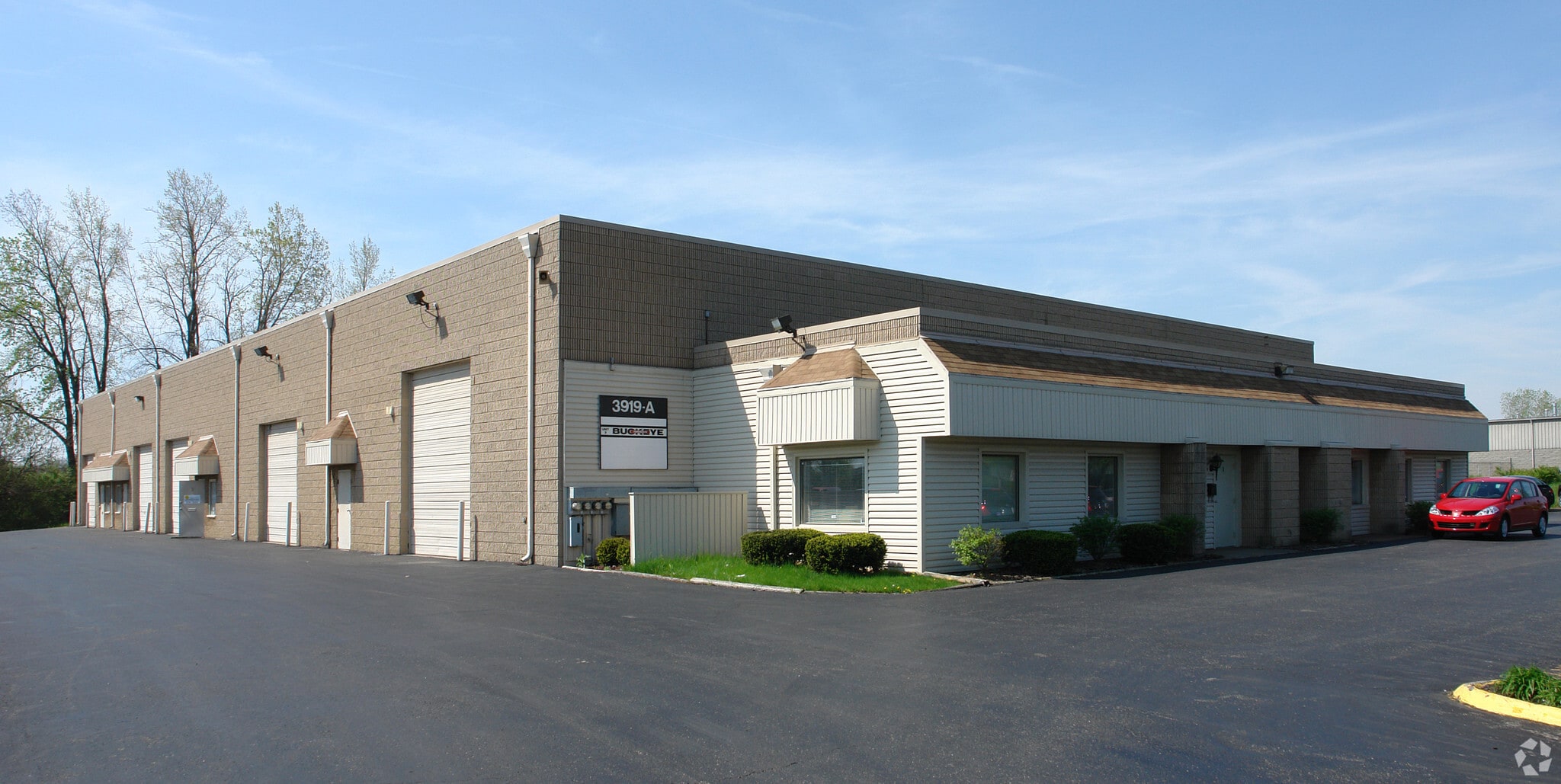3919 Parkway Ln, Hilliard, OH for Rent