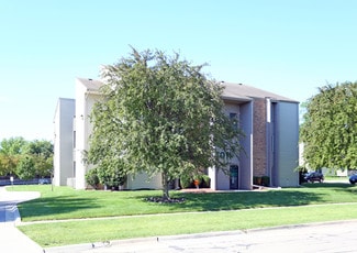 Ankeny, IA Apartments - 1011 SE 3rd St