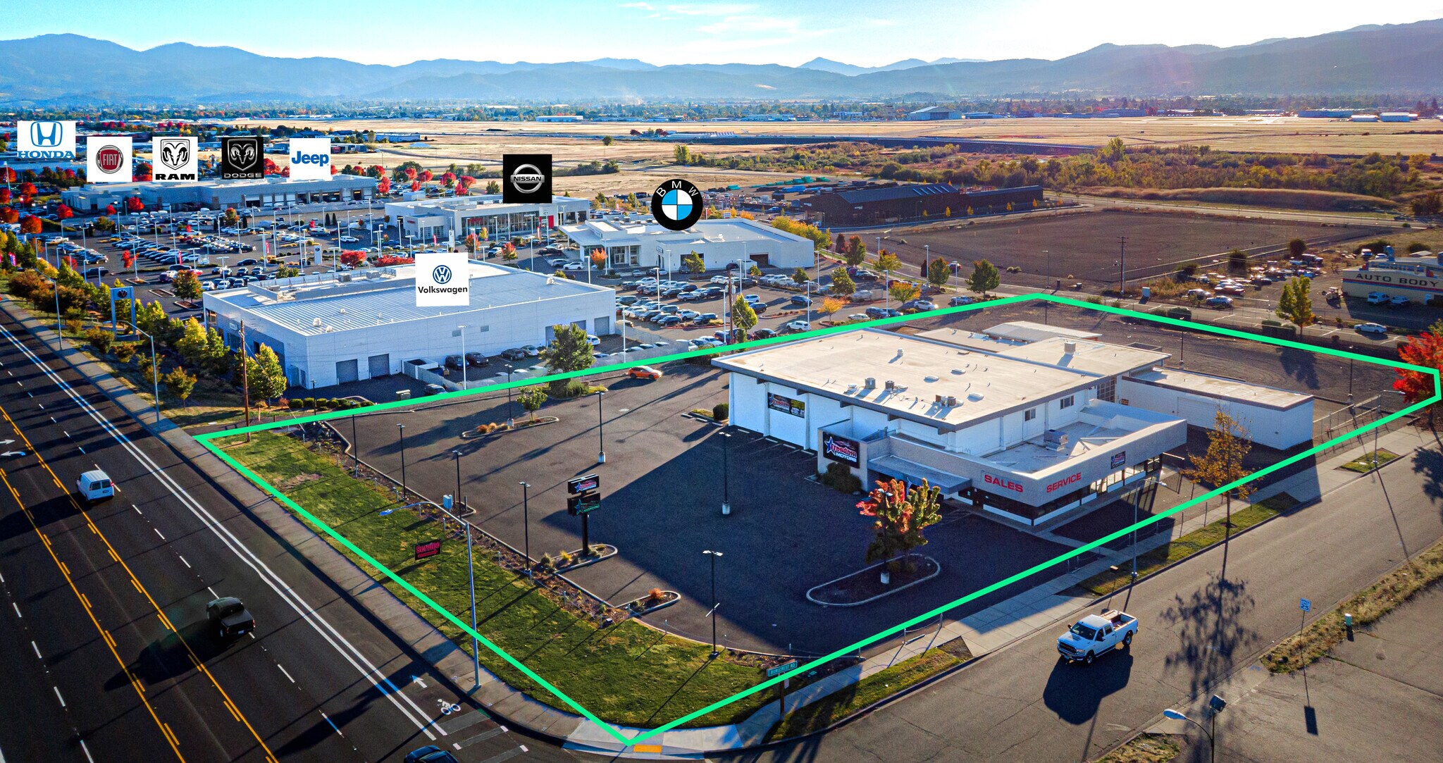 1492 Burlcrest Dr, Medford, OR for Sale