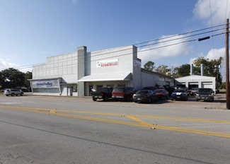 N Velsco Street/W Cedar Street Block