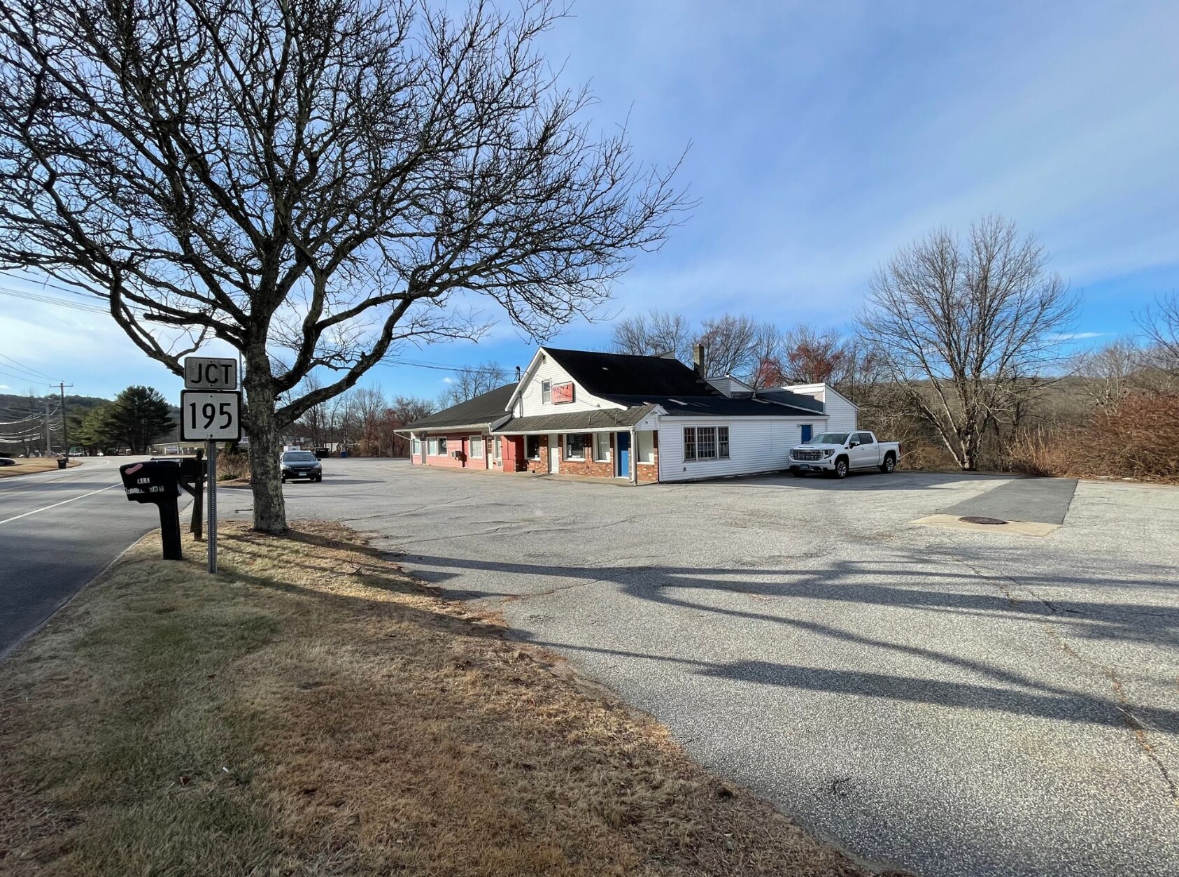 15 River Rd, Willington, CT for Sale