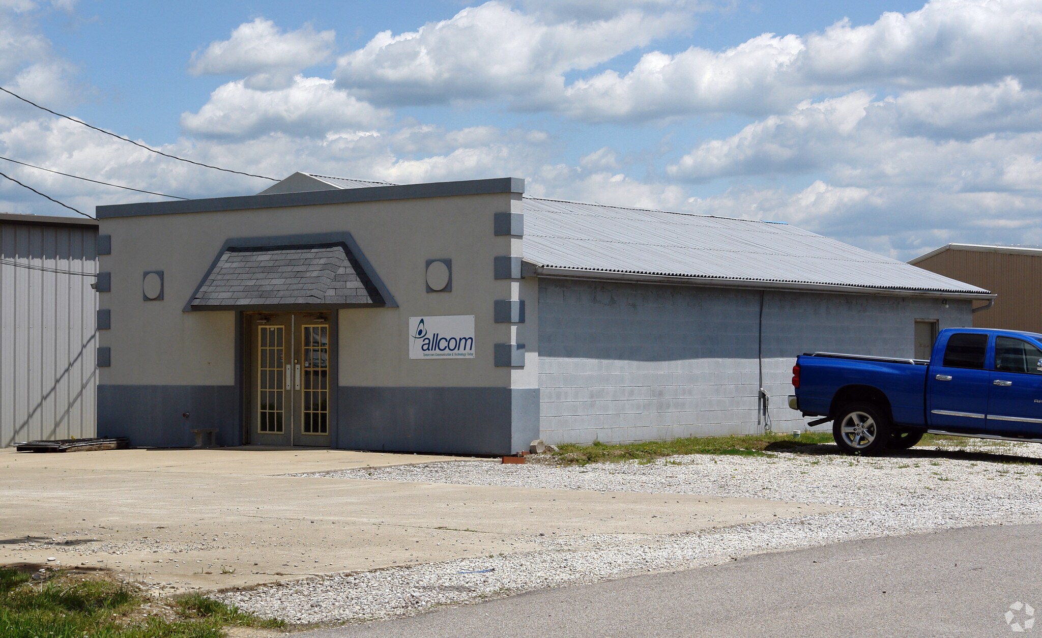4970B Teays Valley Rd, Scott Depot, WV for Rent