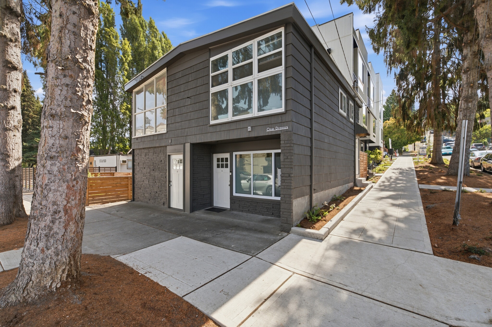 1 W Dravus St, Seattle, WA for Sale