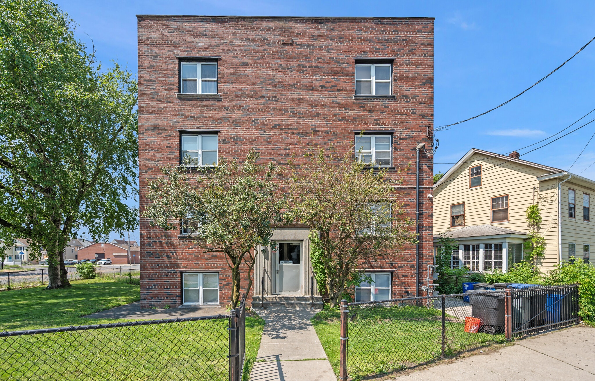 305 Parrott Ave, Bridgeport, CT for Sale