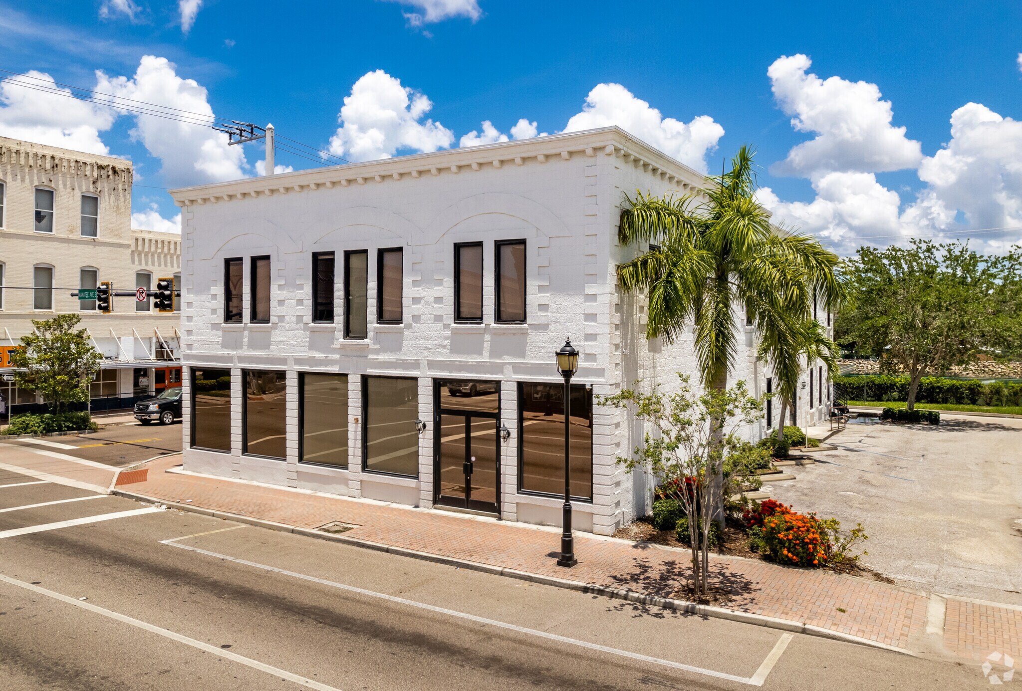 905 Manatee Ave E, Bradenton, FL for Rent