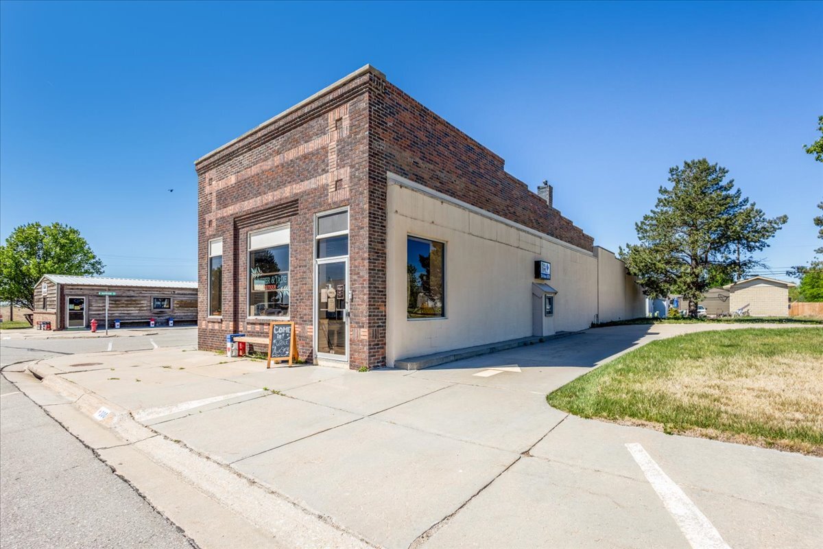 300 Main St, Hallam, NE for Sale