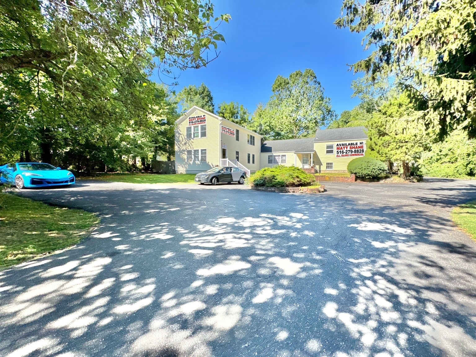 329 Deer Park Rd, Dix Hills, NY for Sale