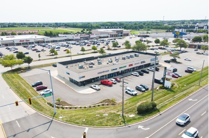 2103-2109 N Veterans Pky, Bloomington, IL for Rent