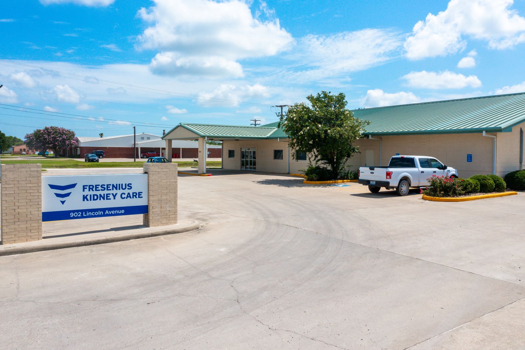 902 Lincoln Ave, Robstown, TX for Rent