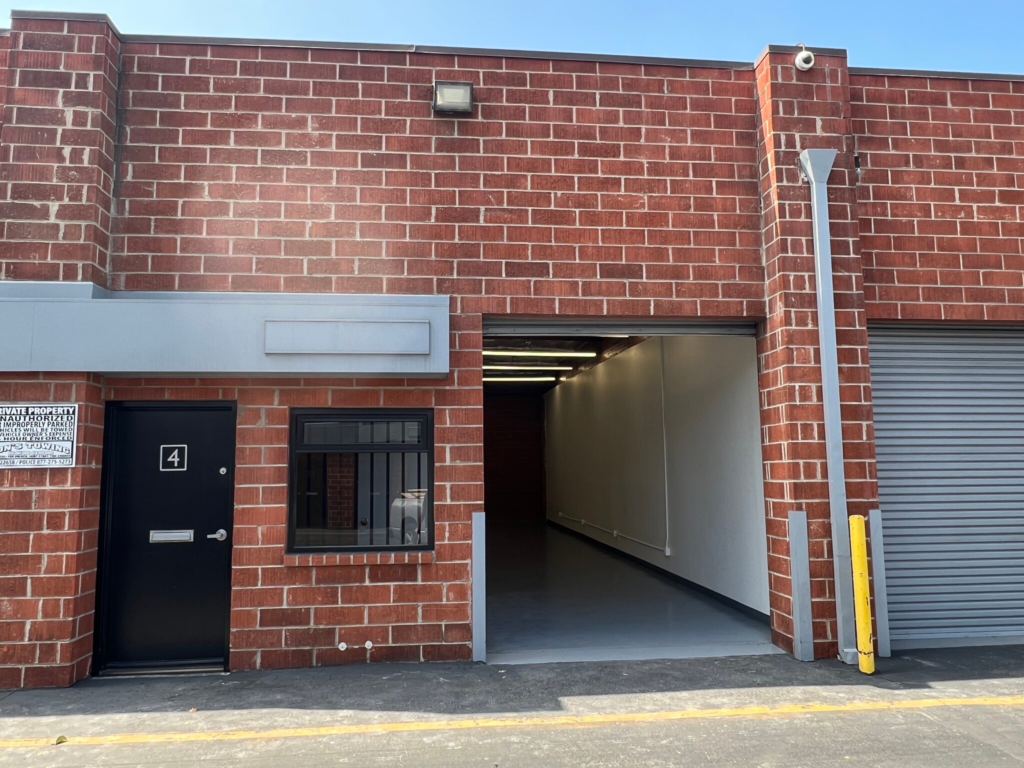 7411 Laurel Canyon Blvd, North Hollywood, CA for Rent