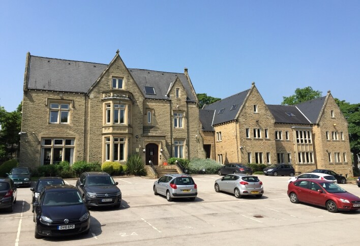 Holly Bank Ln, Huddersfield, WYK for Rent
