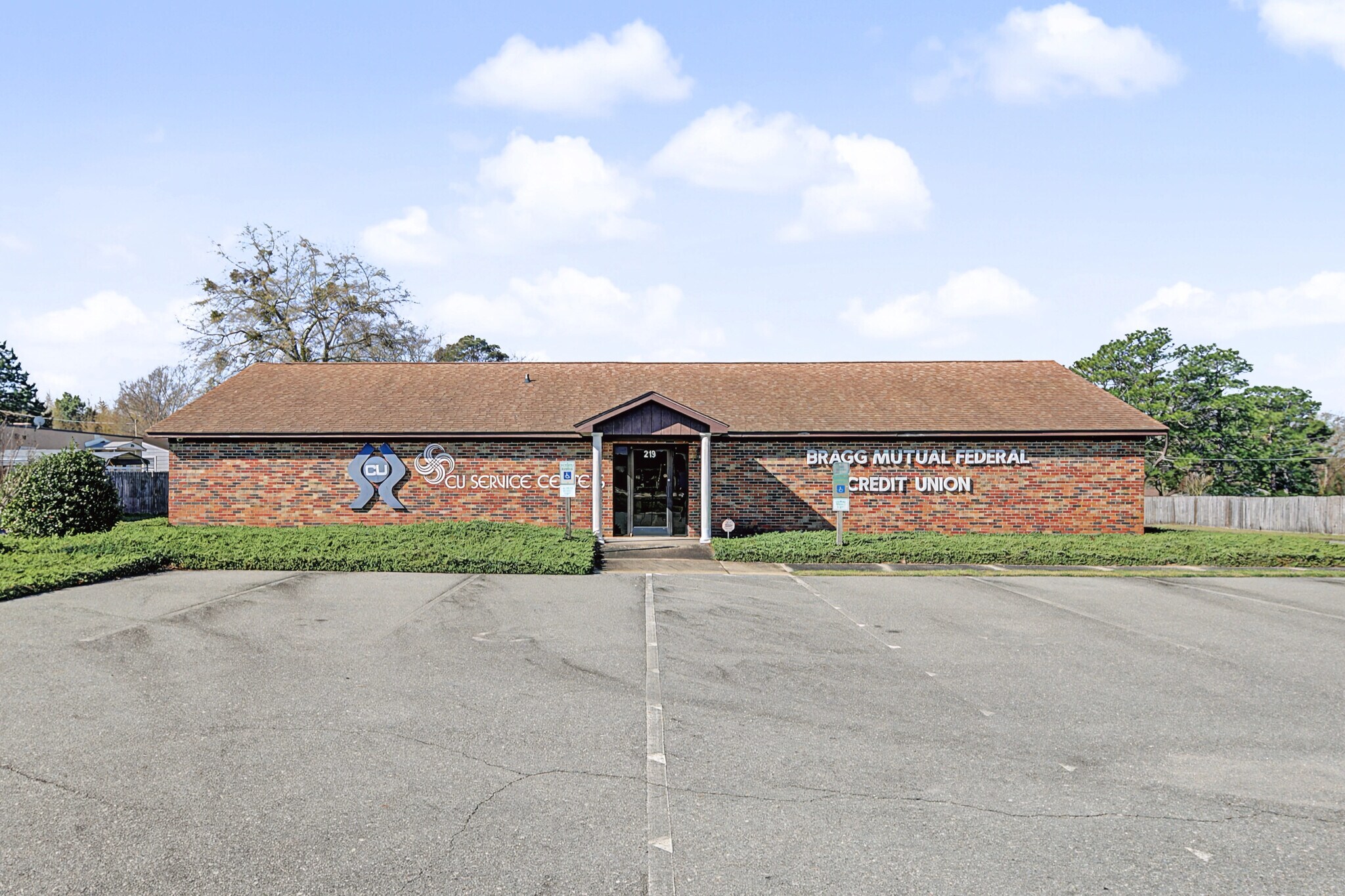 219 N Main St, Spring Lake, NC for Sale