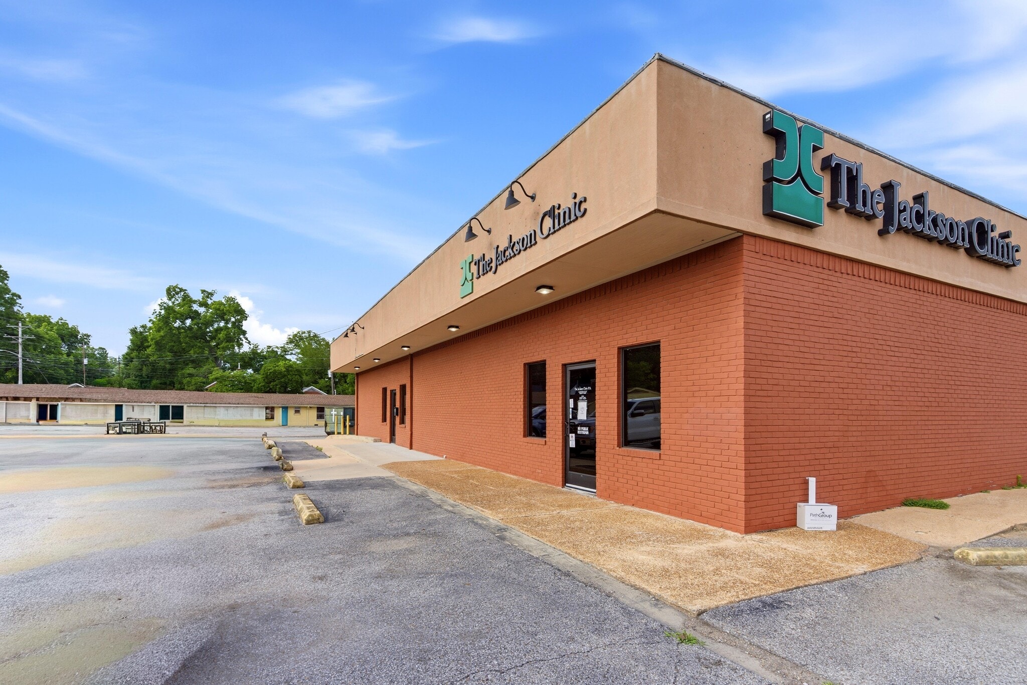 622 W Market St, Bolivar, TN for Sale