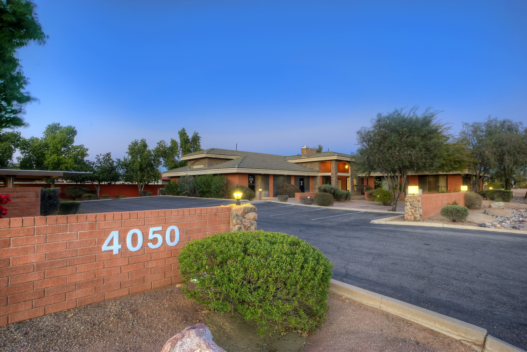 4050 E Greenway Rd, Phoenix, AZ for Rent