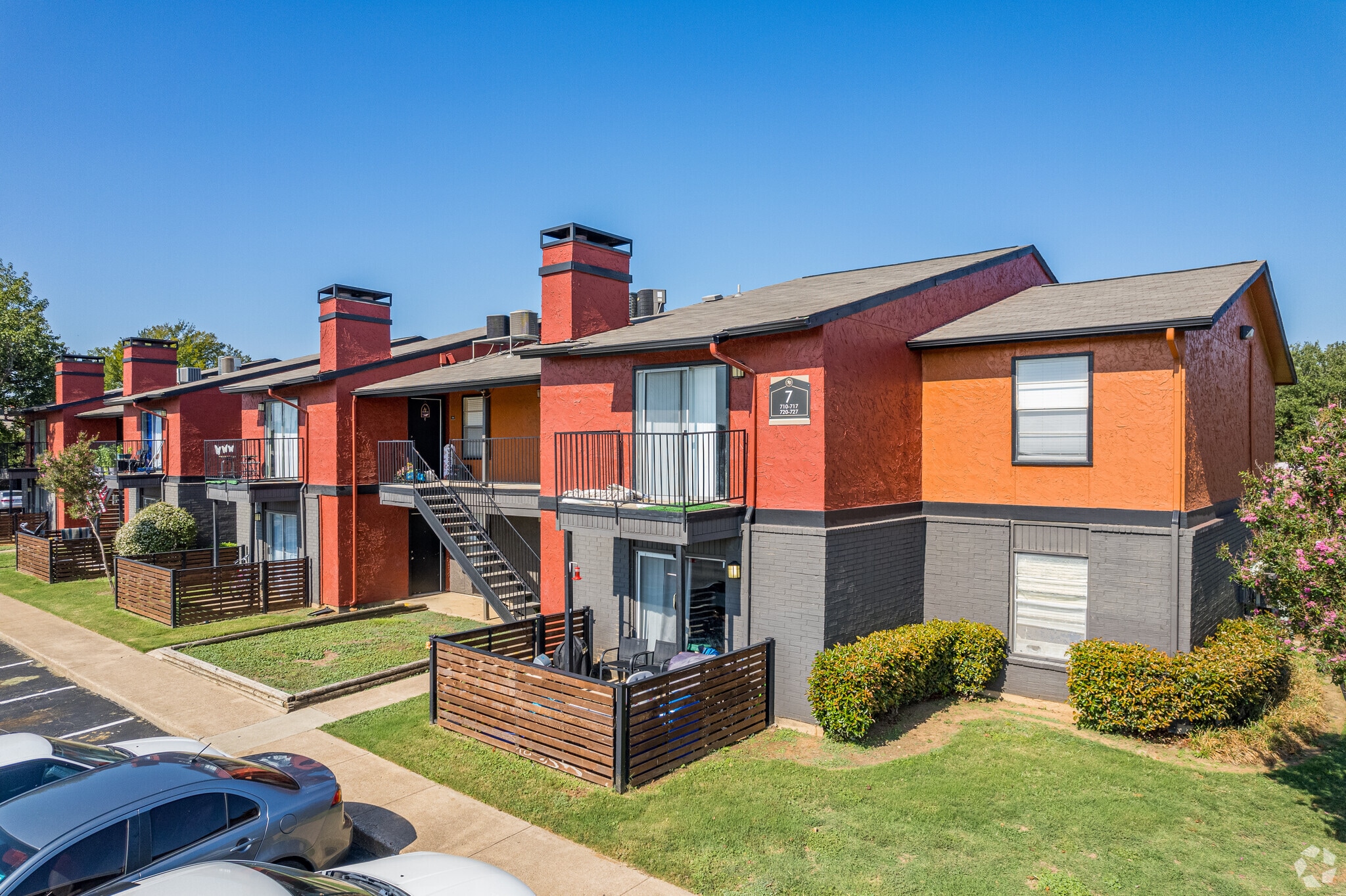 301 Fair Oaks Blvd, Euless, TX for Sale