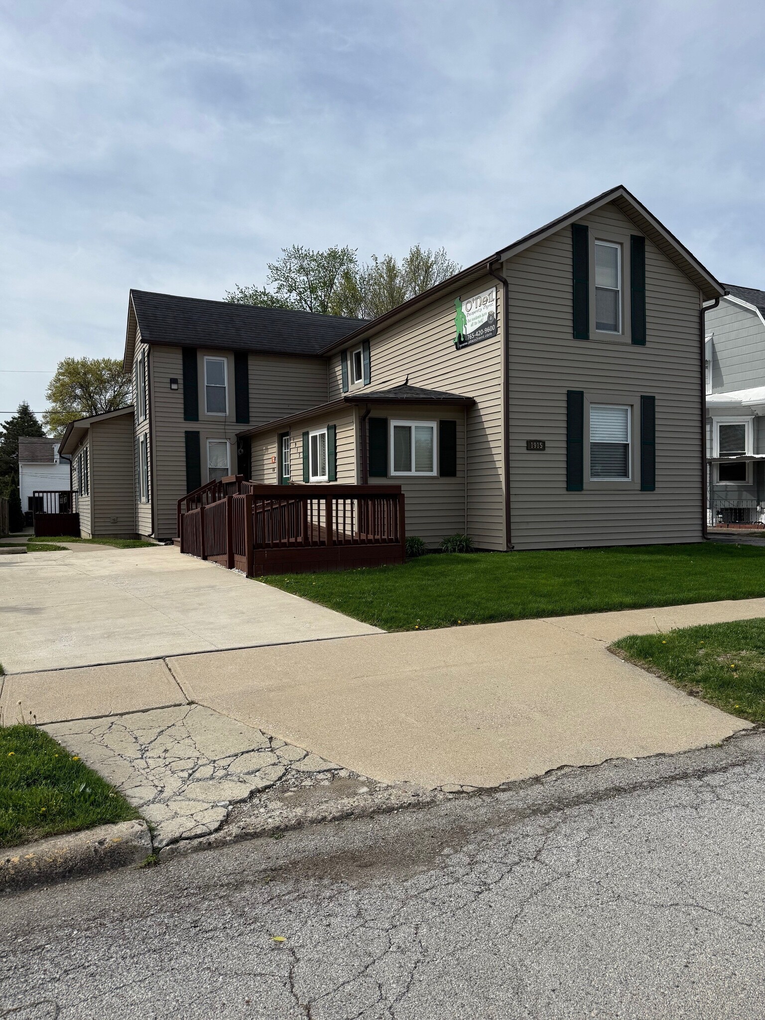 1915 Everett St, Lafayette, IN for Sale