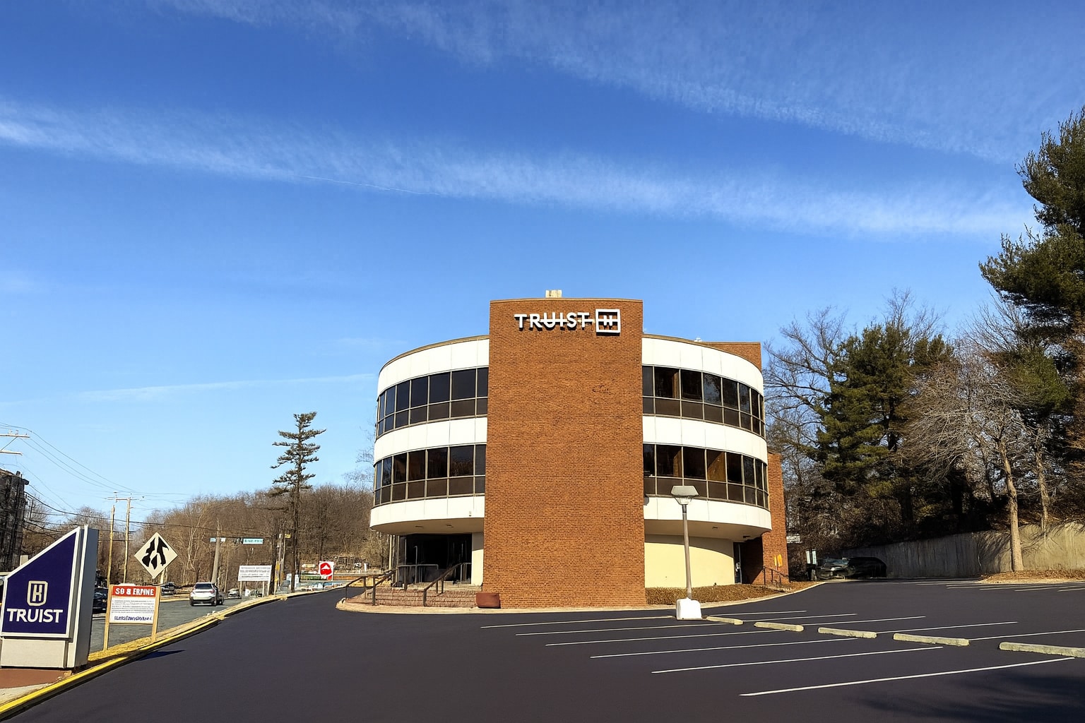 667 Welsh Rd, Huntingdon Valley, PA for Rent