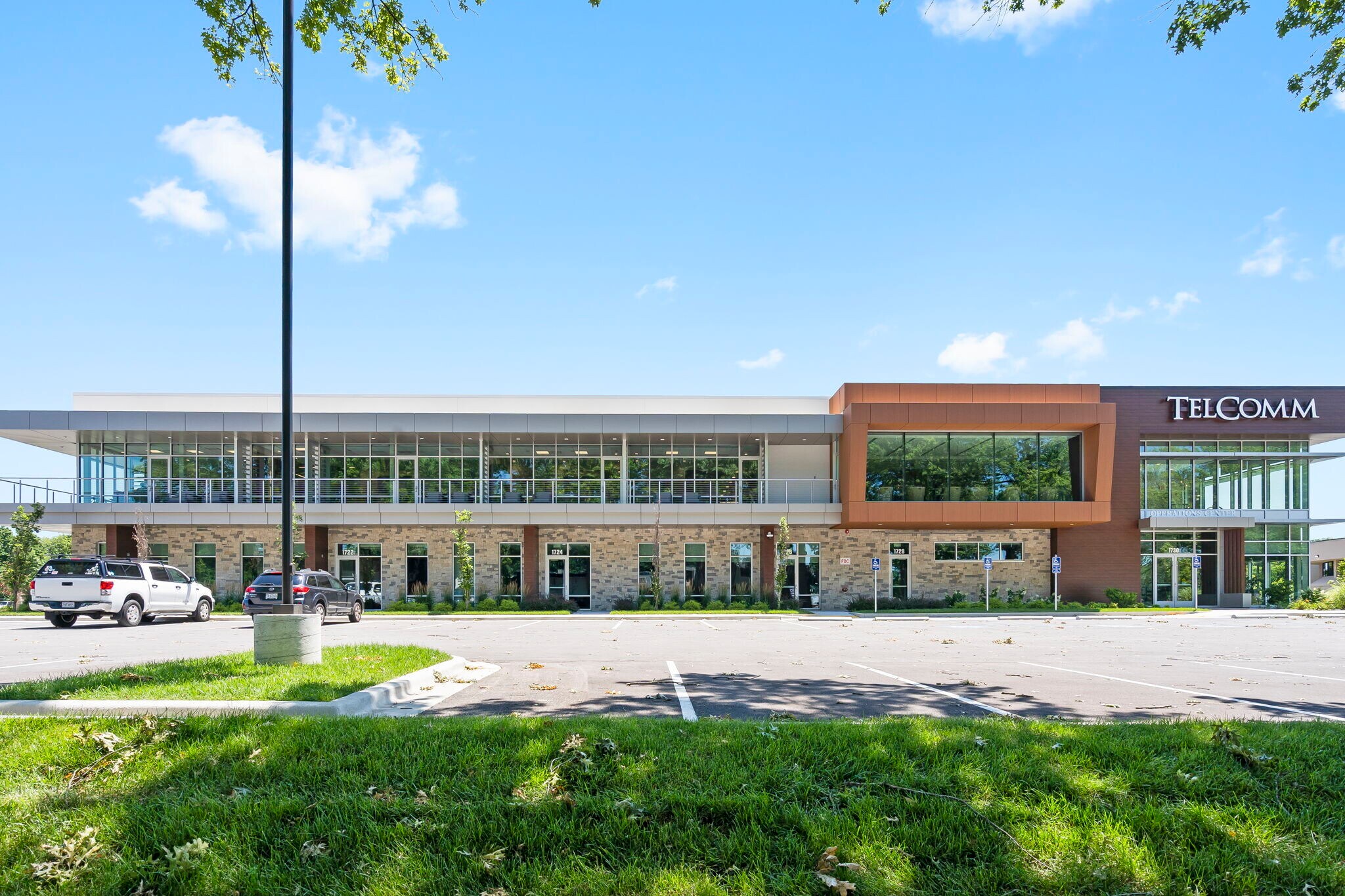 1724 S Luster Ave, Springfield, MO for Rent