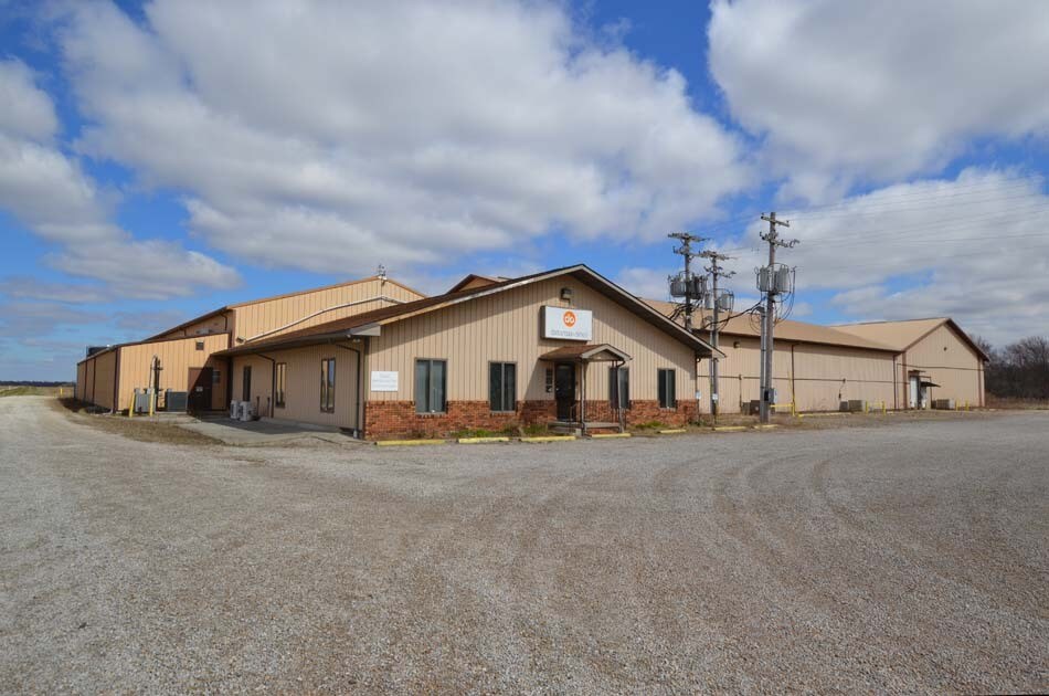 7656 E 700th Ave, Robinson, IL for Rent