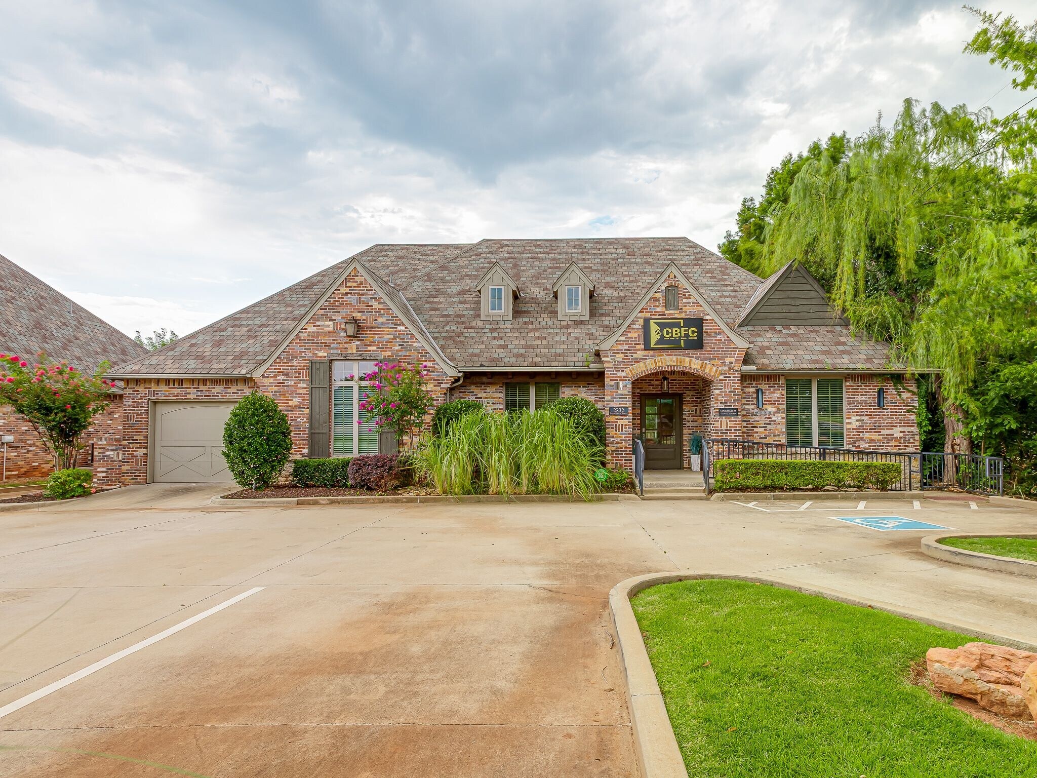 2232 Bridgeview Blvd, Edmond, OK for Rent