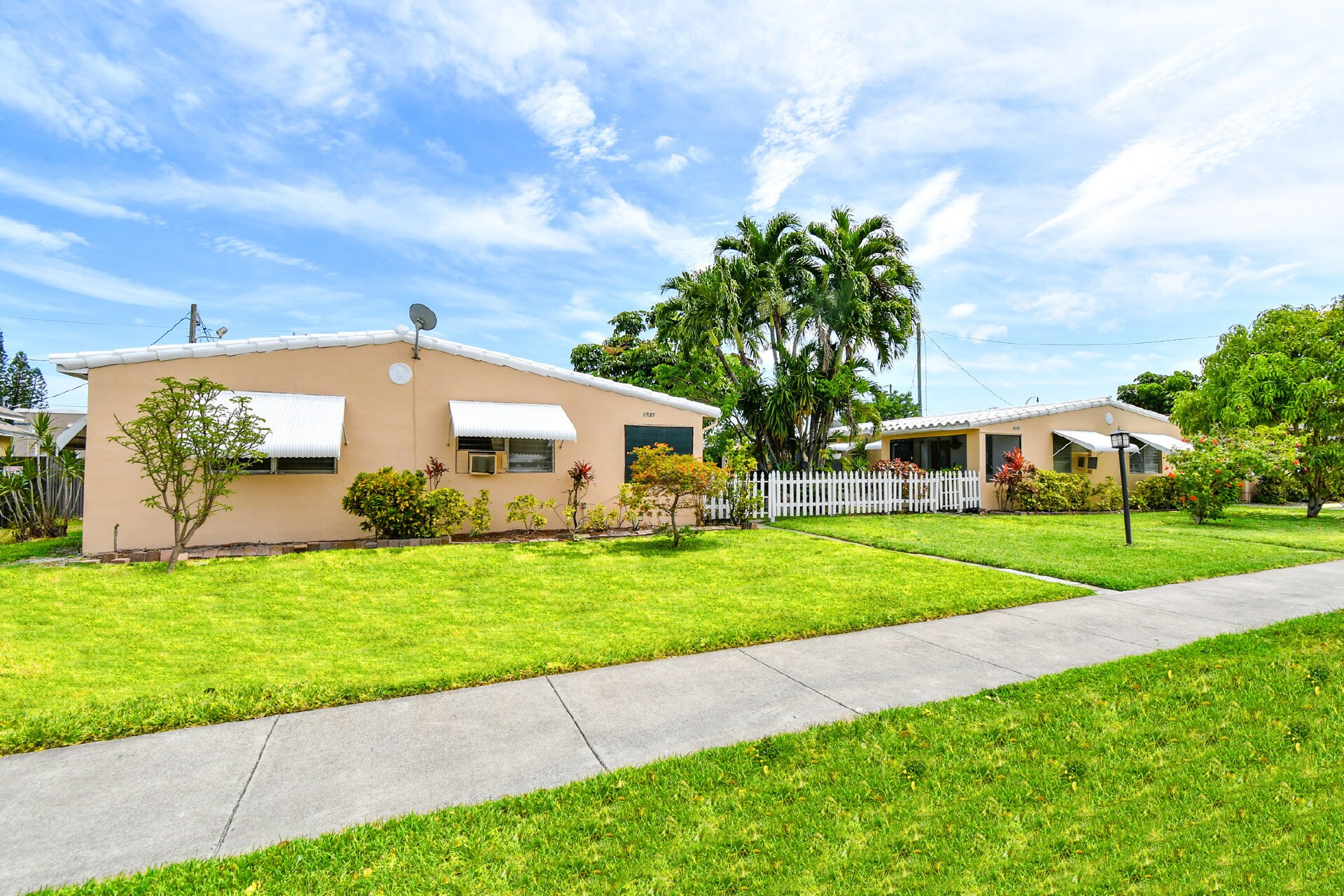1730-1734 Fletcher St, Hollywood, FL for Sale