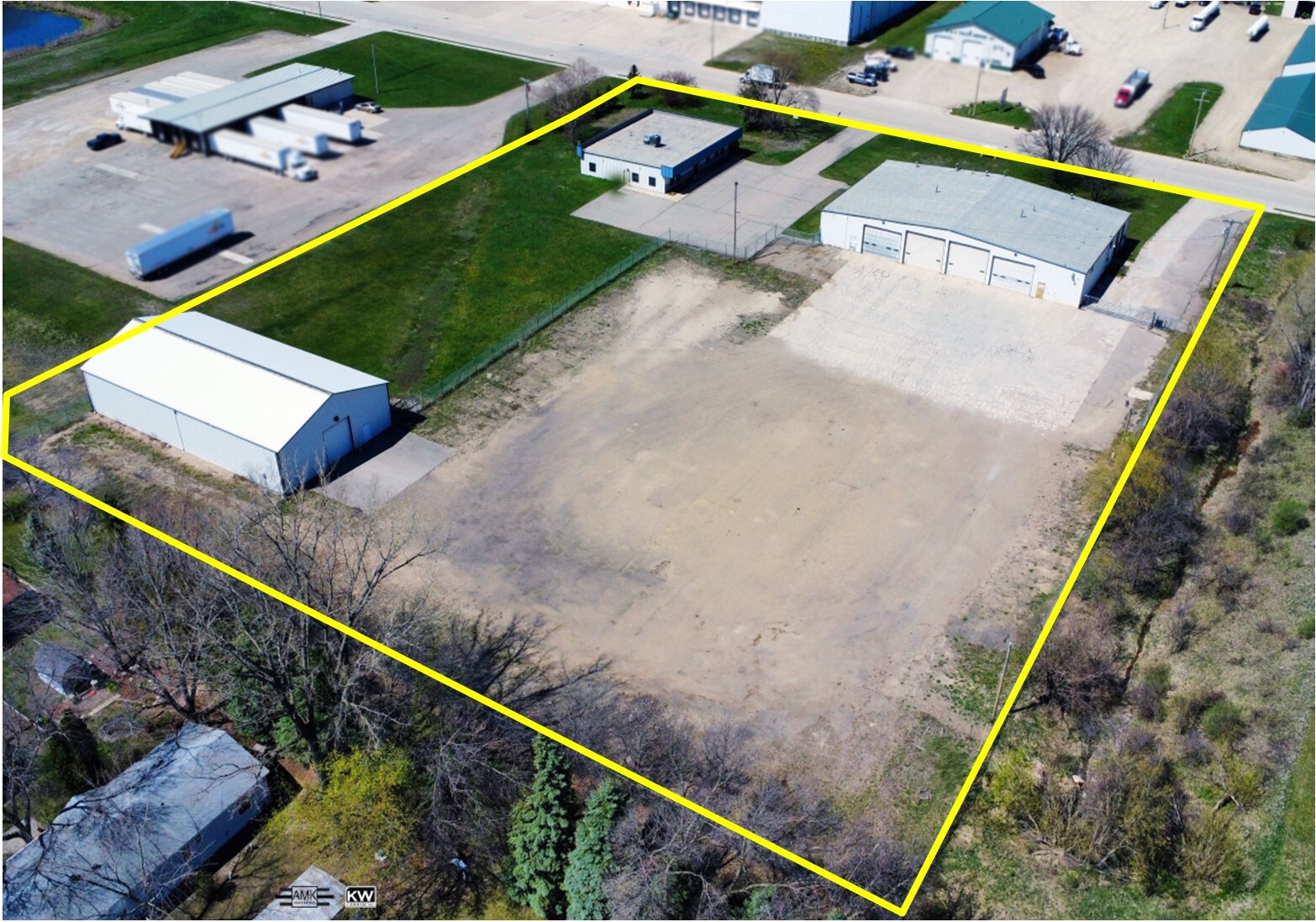 2400 Myers Rd, Albert Lea, MN for Sale