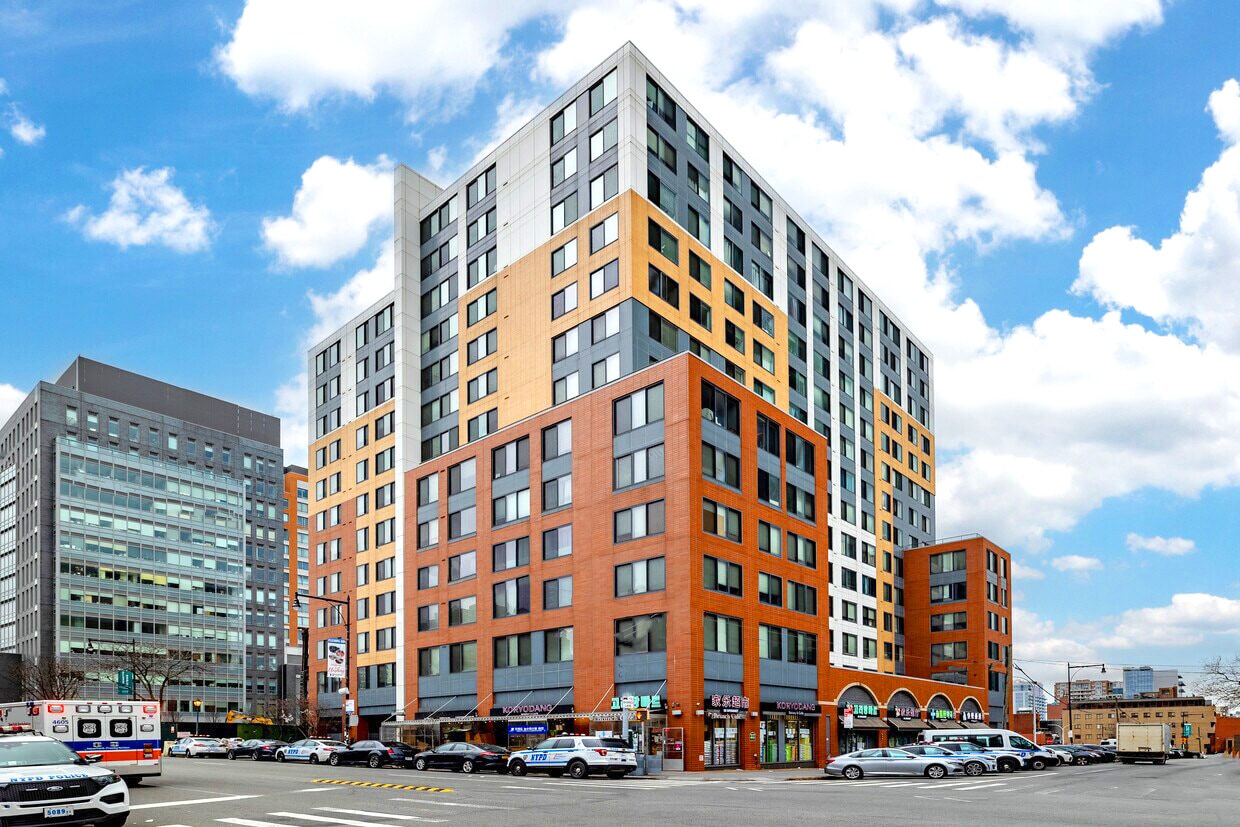 3708 Union St, Flushing, NY for Rent