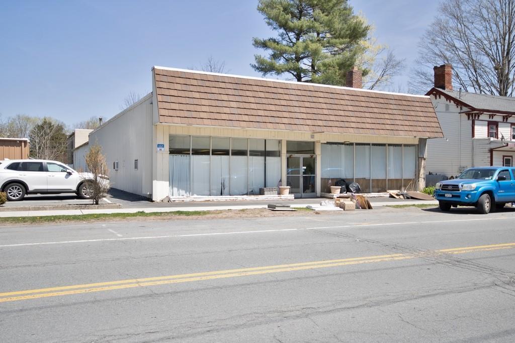 86 Sullivan St, Wurtsboro, NY for Sale