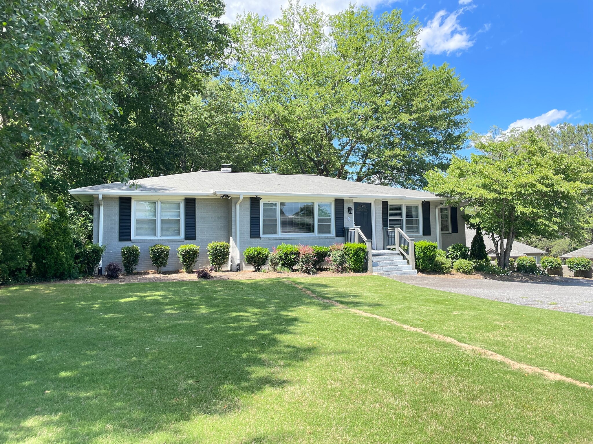 1945 1st Dr, Marietta, GA for Rent