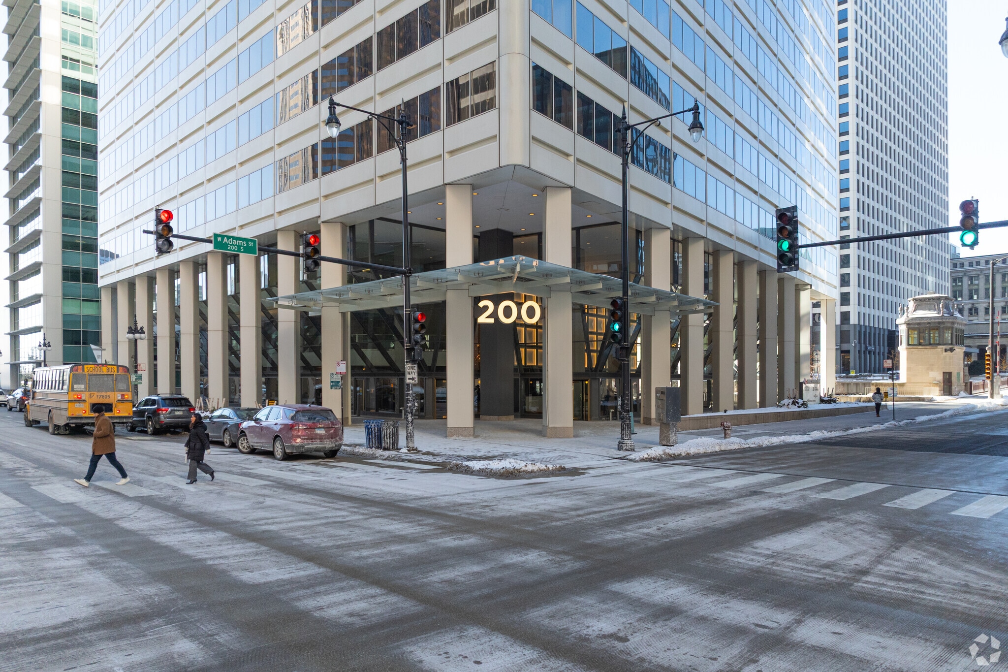 200 S Wacker Dr, Chicago, IL for Rent