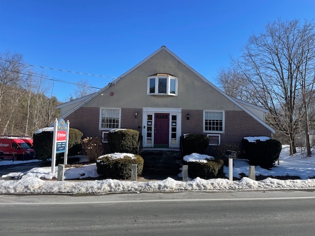 60 Willow Rd, Ayer, MA for Rent