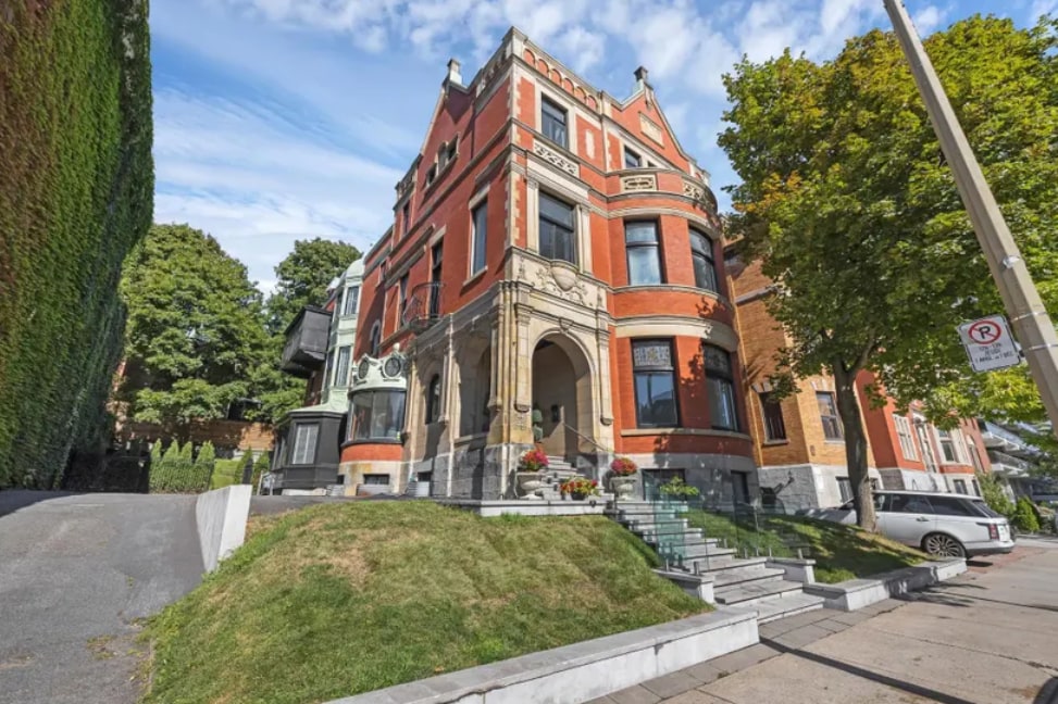 1565 Av Du Docteur-Penfield, Montréal, QC for Sale