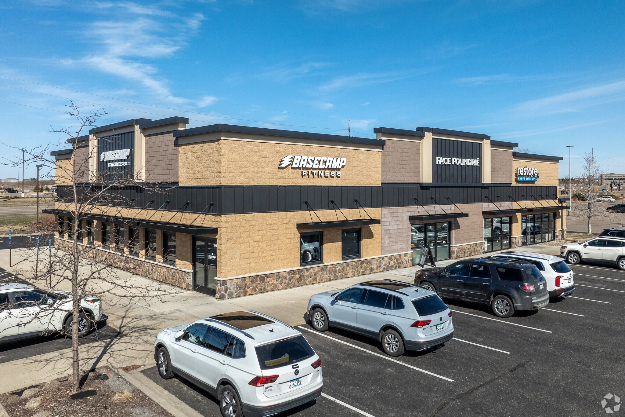 15662 Pilot Knob Rd, Apple Valley, MN for Rent