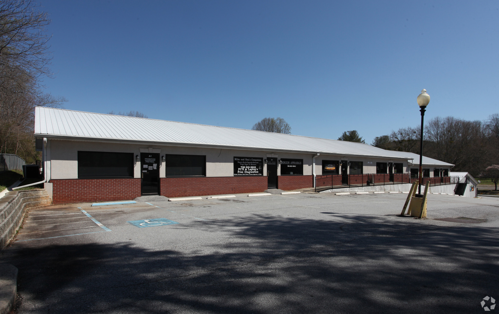 195 E Jarrard St, Cleveland, GA for Rent