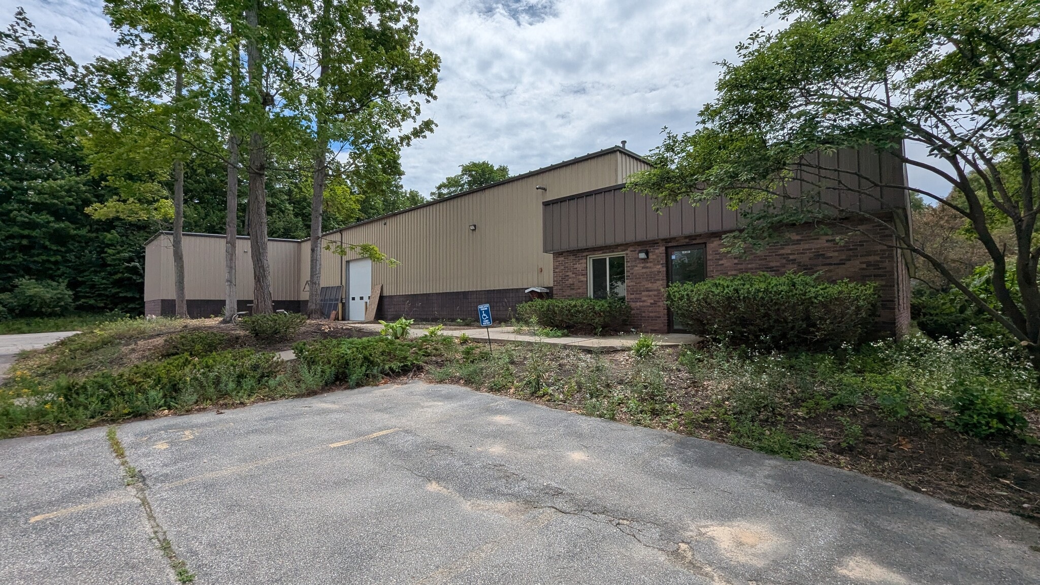 343 Hughes Dr, Traverse City, MI for Rent