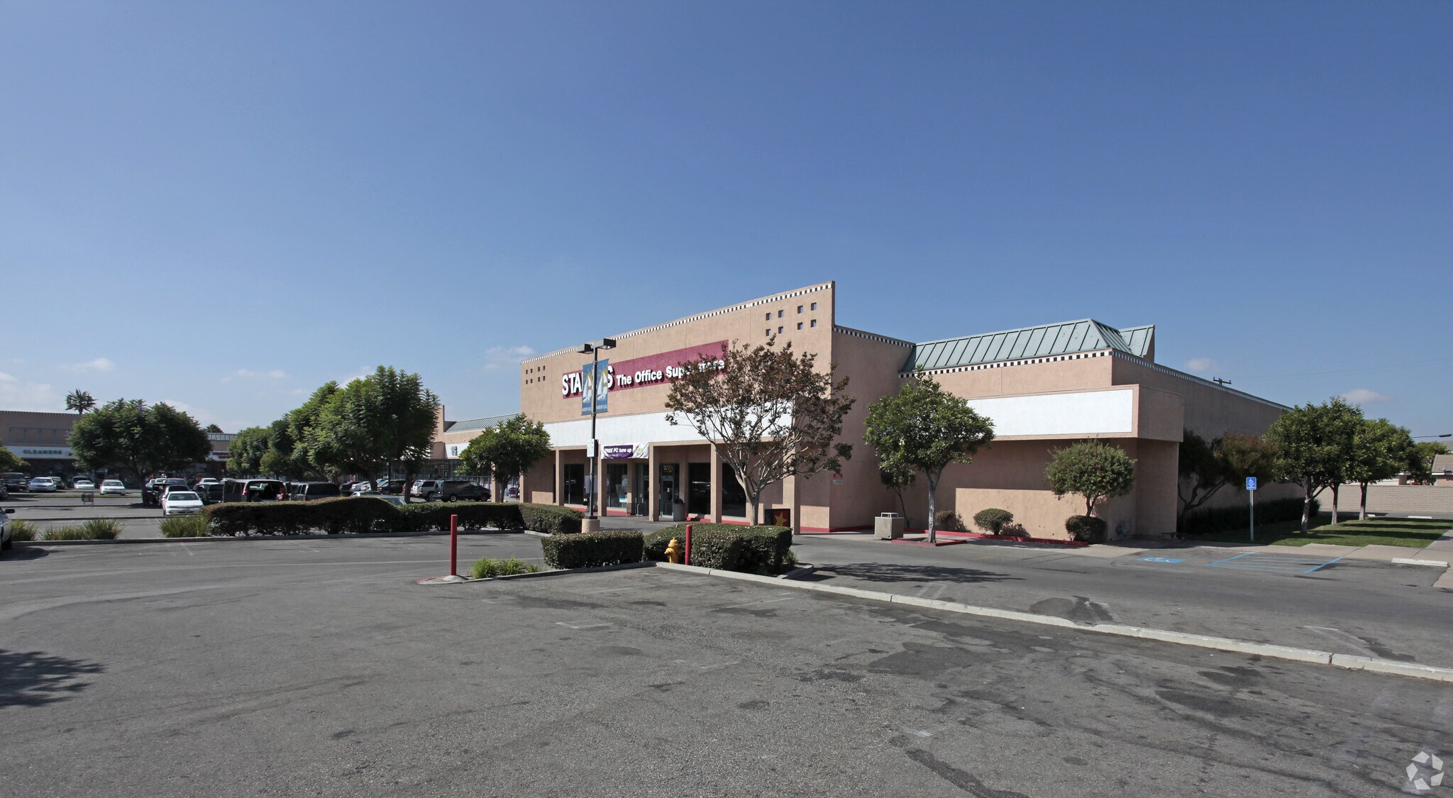 13011-13133 Harbor Blvd, Garden Grove, CA for Rent