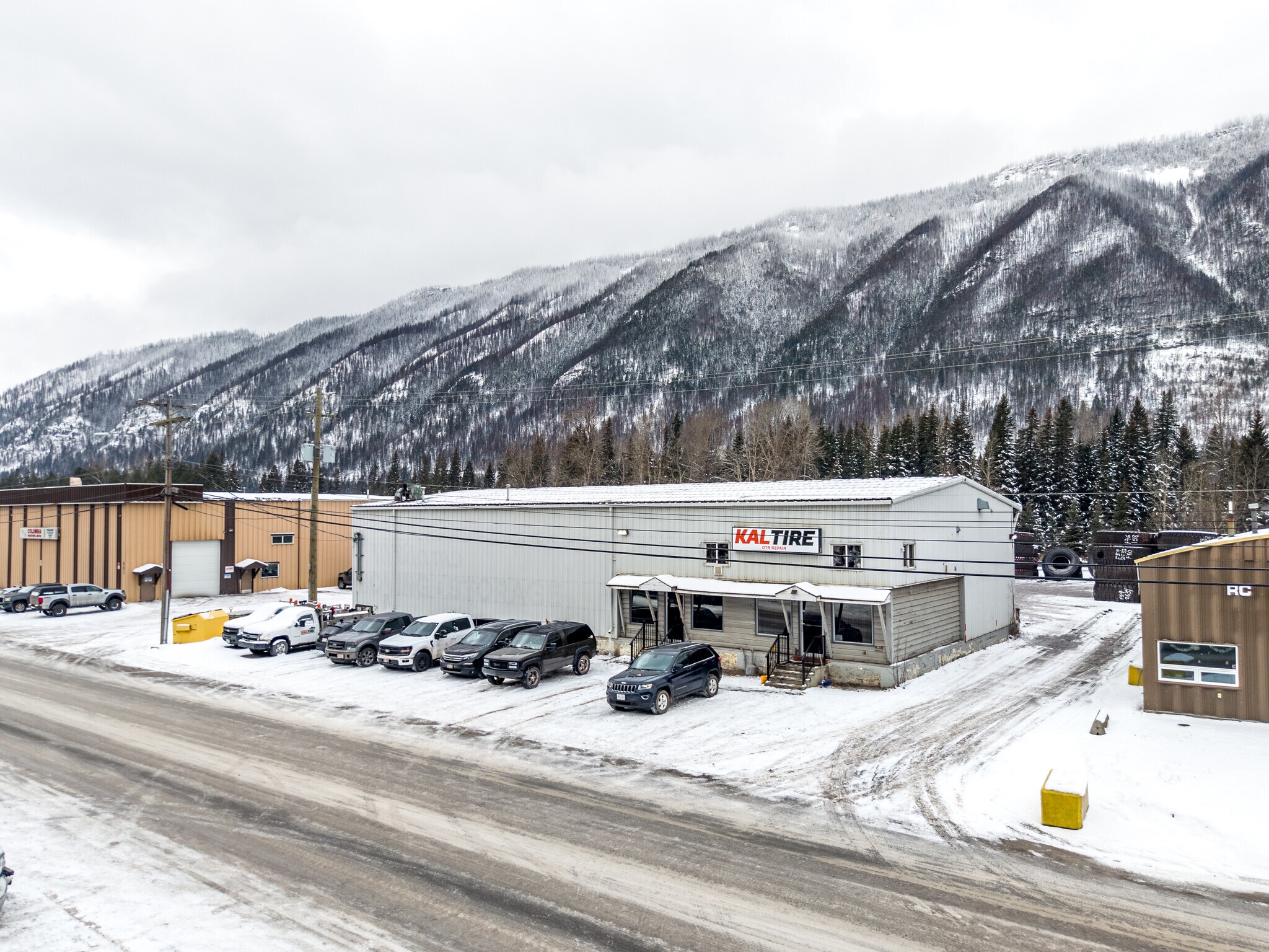 671 Douglas Fir Rd, Sparwood, BC for Sale