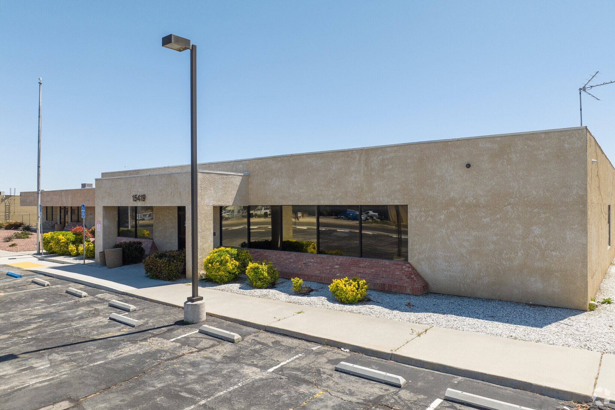 15419 Cholame Rd, Victorville, CA for Sale