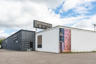 Québec, QC Retail - 4220 Av 3E O