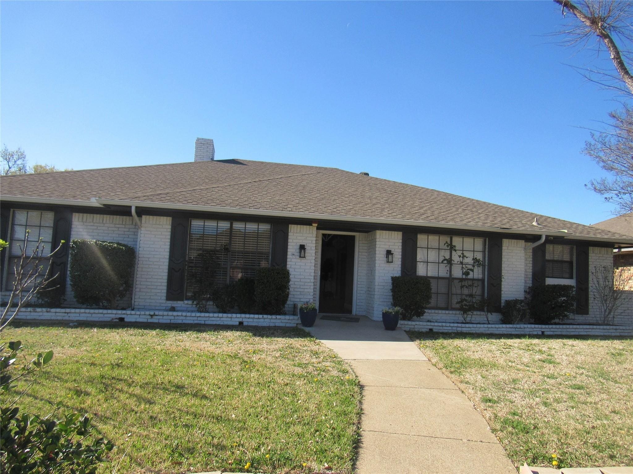 9754 Amberley Dr, Dallas, TX for Sale