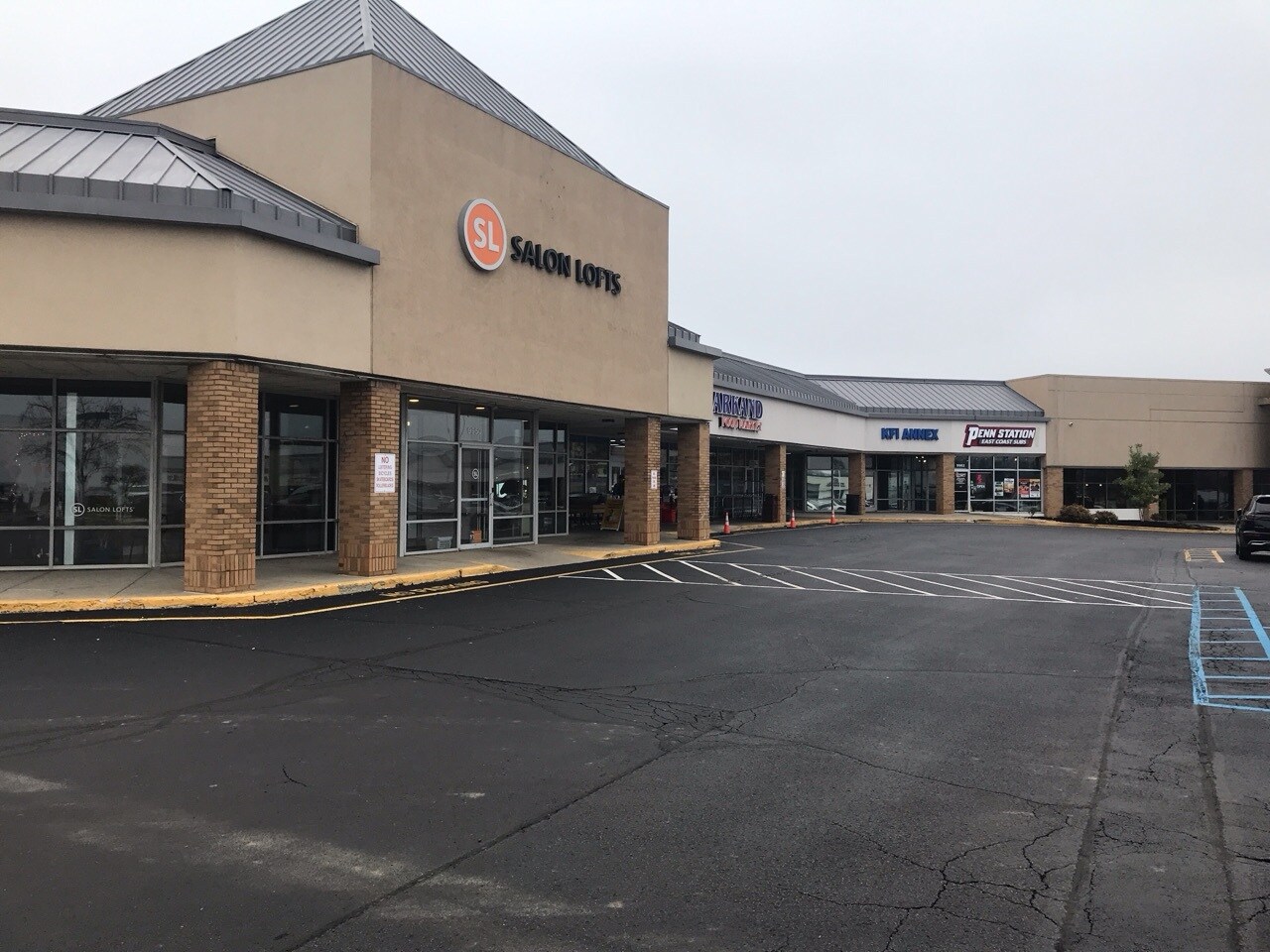 9950-9998 Kings Auto Mall Rd, Cincinnati, OH for Rent