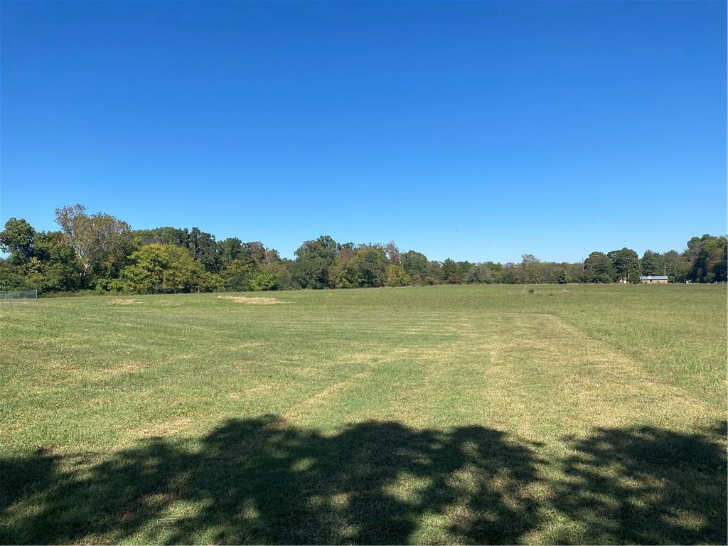 1221 E New Hope Rd, Rogers, AR for Sale