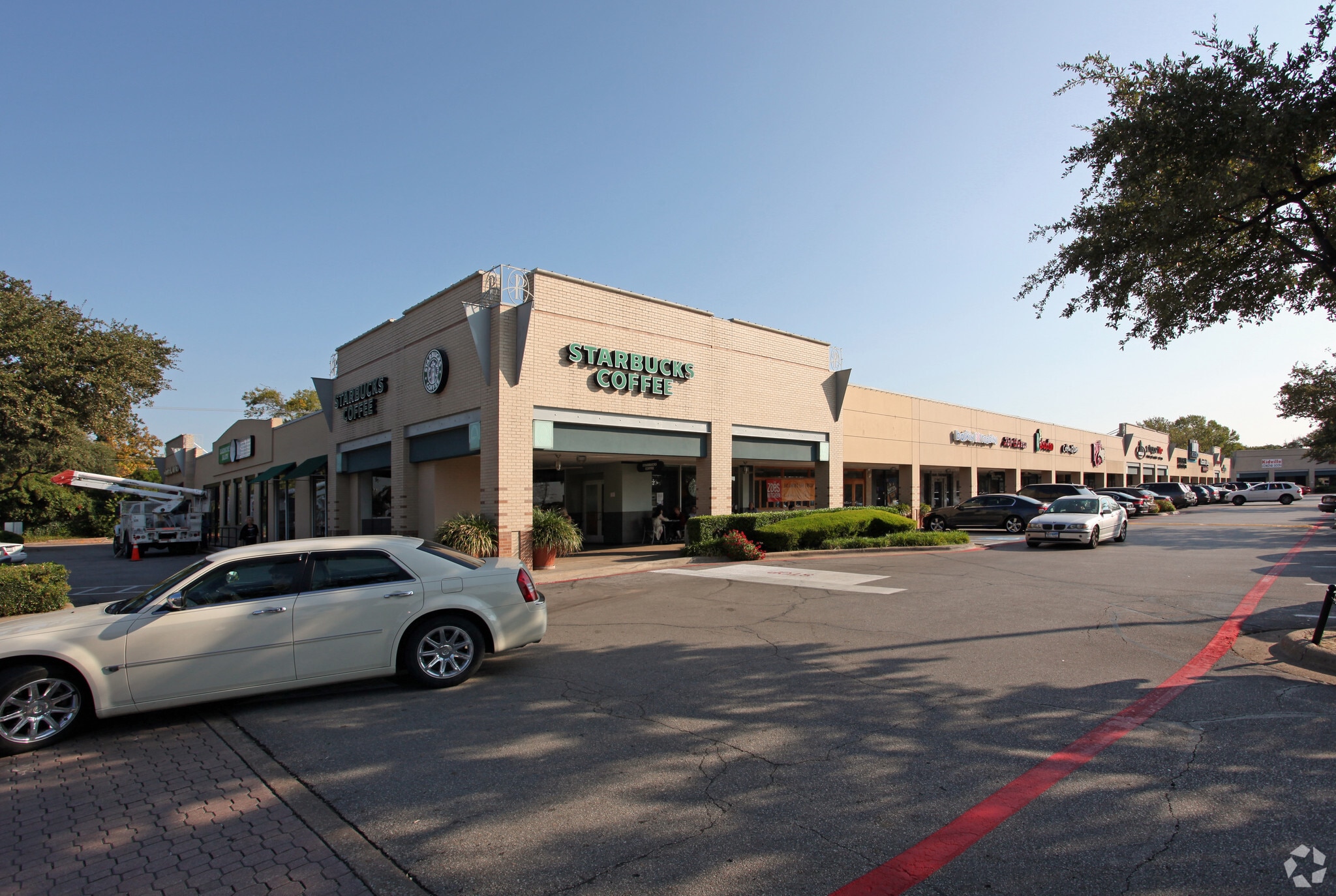 5959-6025 Royal Ln, Dallas, TX for Rent