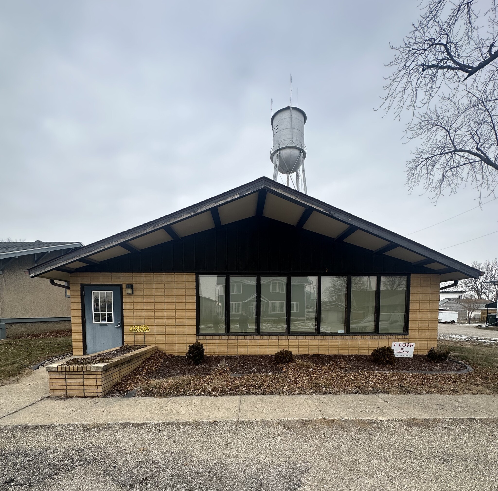 206 E Marion St, Monroe, IA for Sale