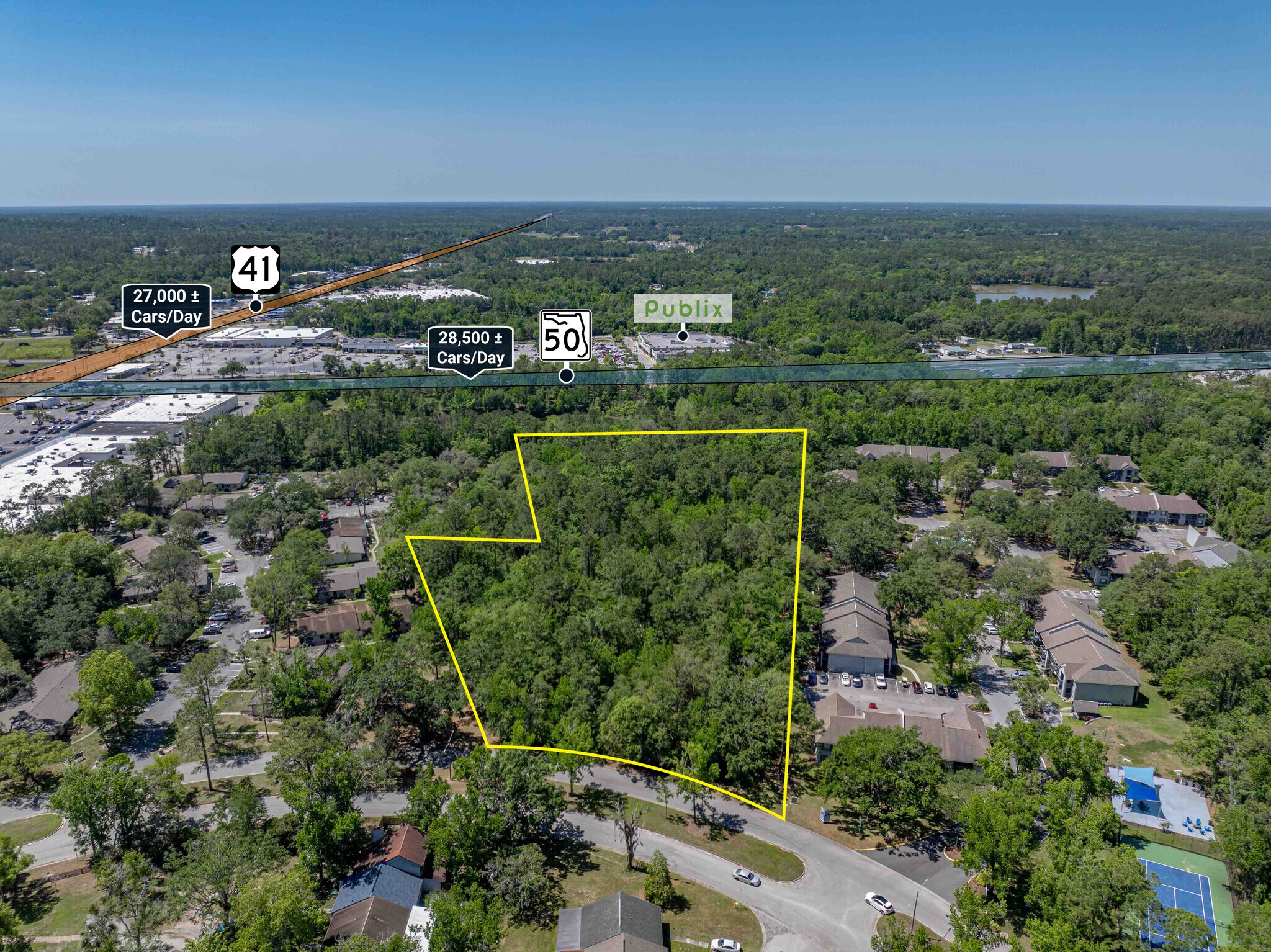 965 Candlelight Blvd, Brooksville, FL for Sale